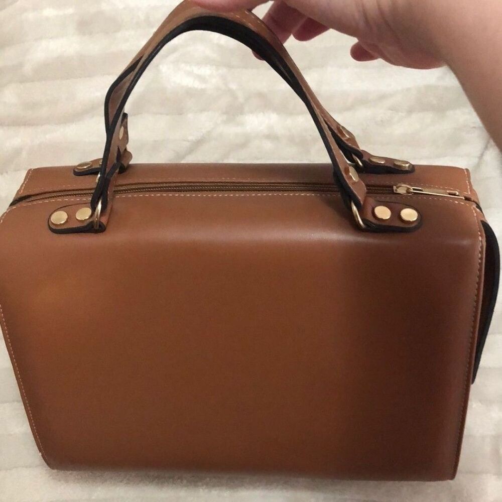 Brown bag with constellation interior New